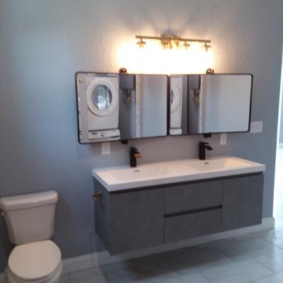 Modern Bath 
