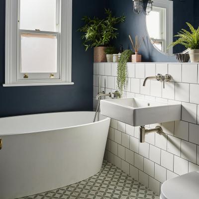 Modern Tiny Bathroom